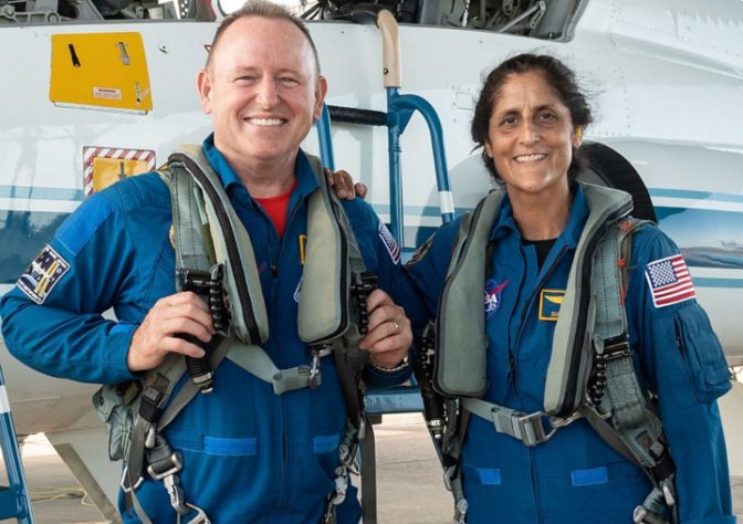 Astronautas Butch Wilmore e Suni Williams