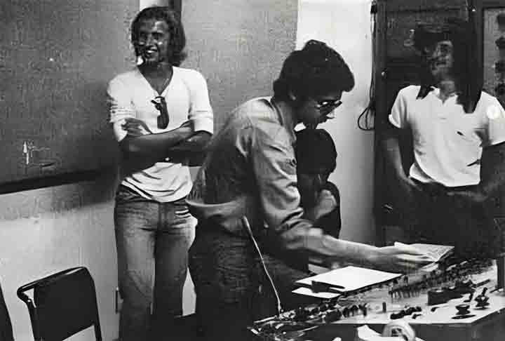 Pouco tempo depois, Raul Seixas voltou ao Rio de Janeiro para trabalhar como produtor de discos, apÃ³s conhecer um diretor da gravadora CBS. 
