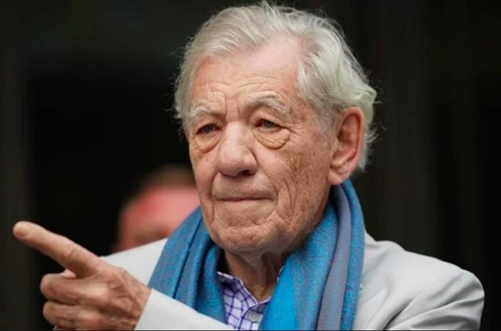 Embora tenha começado a atuar na TV na década de 1960, foi no cinema que McKellen alcançou fama mundial por vários papéis icônicos. 