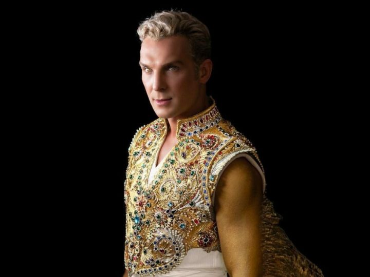 <p>Igor Rickli na novela “Gênesis” (2021): No Brasil, alguns atores também ficaram conhecidos por dar vida ao Diabo, principalmente em novelas da Record. Em “Gênesis”, o ator Igor Rickli interpretou o anjo mau, Lúcifer.</p>
