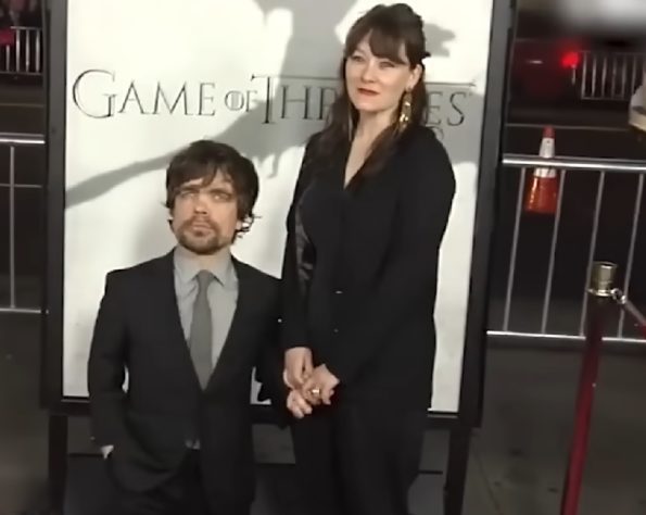 Peter Dinklage e Erica Schmidt