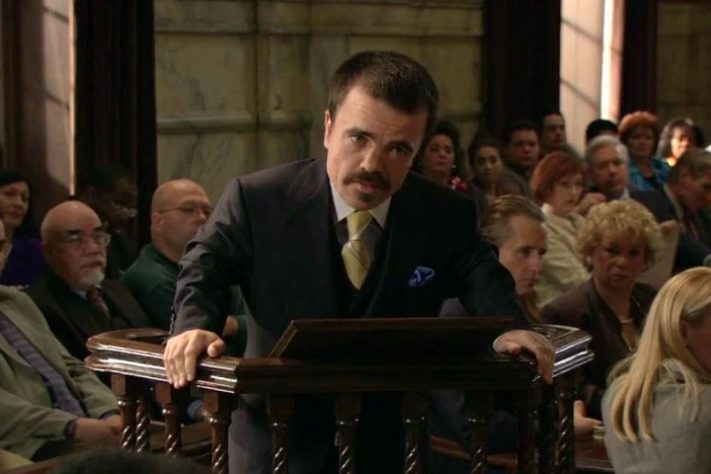 Peter Dinklage em Sob Suspeita