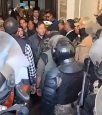 TENTATIVA DE GOLPE NA BOLÍVIA