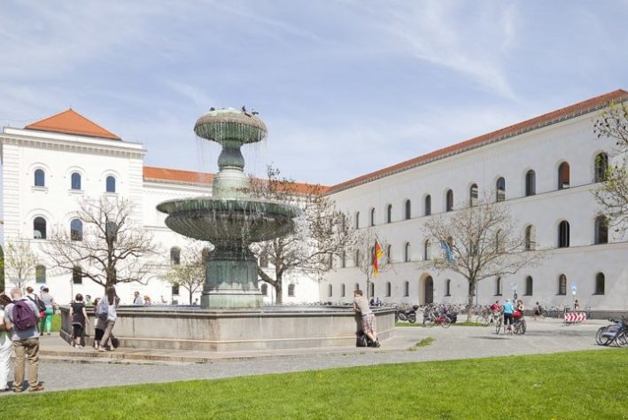 Universidade Ludwig Maximilian