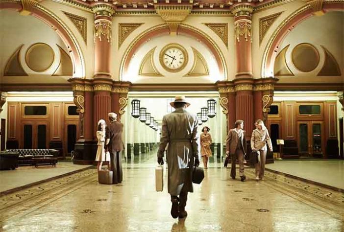 O Predestinado (2014) - 10 melhores filmes com loop temporal 