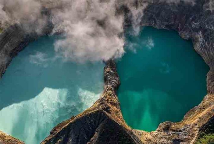 Lagos de Monte Kelimutu - Formações naturais estranhamente encantadoras