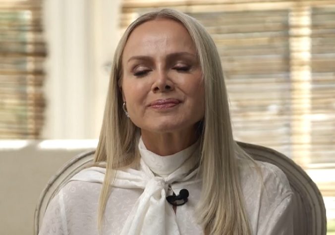 Eliana em entrevista para o Fantástico