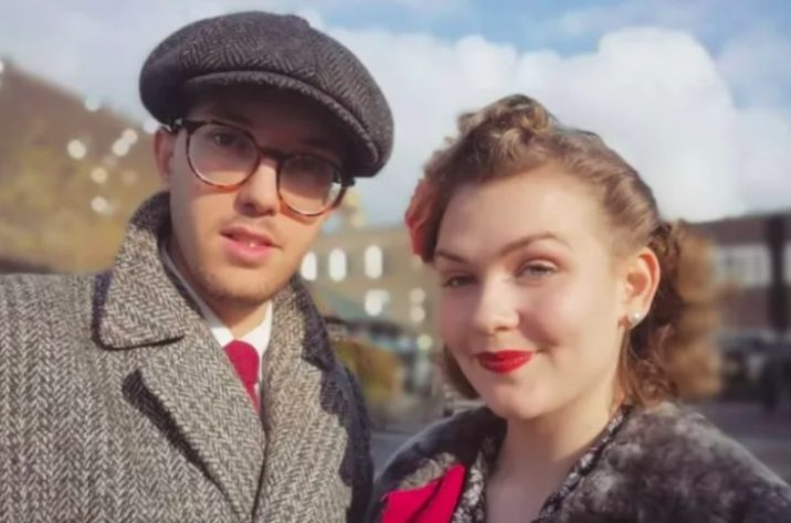 Casal vive ambientado nos anos 1940