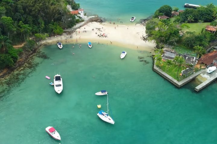 Prefeitura cobra ‘taxa de turismo’ em Angra dos Reis e gera atrito com rede hoteleira