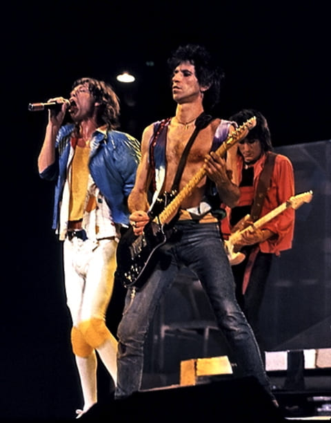 Mick Jagger, vocalista dos Rolling Stones, e Keith Richards, guitarrista, apareceram num episódio que também incluiu Tom Petty, Elvis Costello e Lenny Kravitz. 