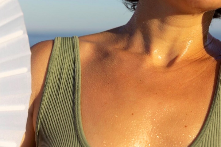 "O suor, à medida que vai evaporando, vai retirando o calor excessivo do nosso corpo, só que dependendo do nível de umidade, ele pode ter dificuldade em evaporar”, explicou.
