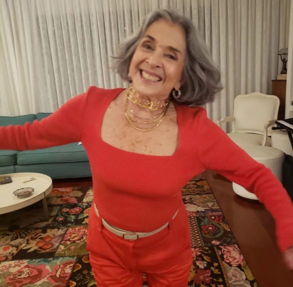 Seu primeiro sucesso popular ocorreu em 