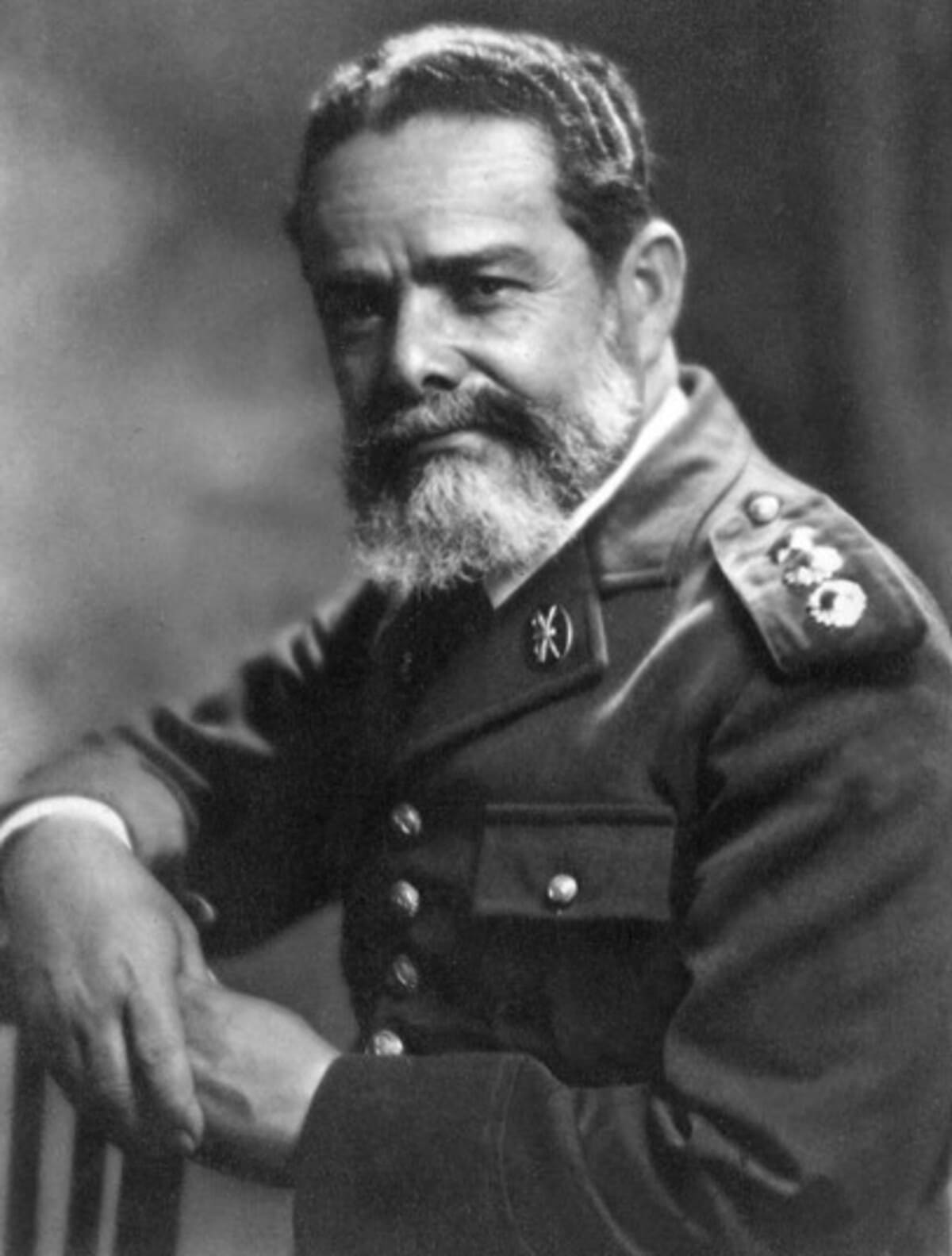 Tiro esportivo - O Brasil acumula cinco medalhas na modalidade. Guilherme Paraense e Afrânio da Costa conquistaram cada um duas nos Jogos Olímpicos de Antuérpia-1920 - uma individual e uma por equipe.
