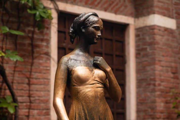 Estátua de Julieta