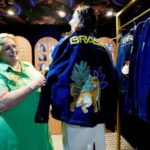Uniforme do Brasil na cerimônia de abertura dos Jogos Olímpicos de Paris