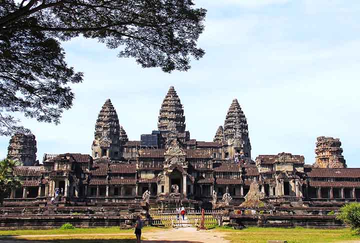 Angkor Wat, Camboja - Sítios arqueológicos impressionantes - Imagem de Sharon Ang por Pixabay