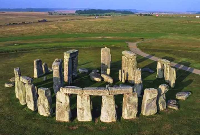 Stonehenge, Inglaterra - Sítios arqueológicos impressionantes- Divulgação