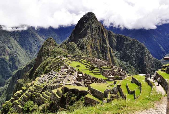 Machu Picchu, Peru - Sítios arqueológicos impressionantes -Imagem de Yolanda Coervers por Pixabay