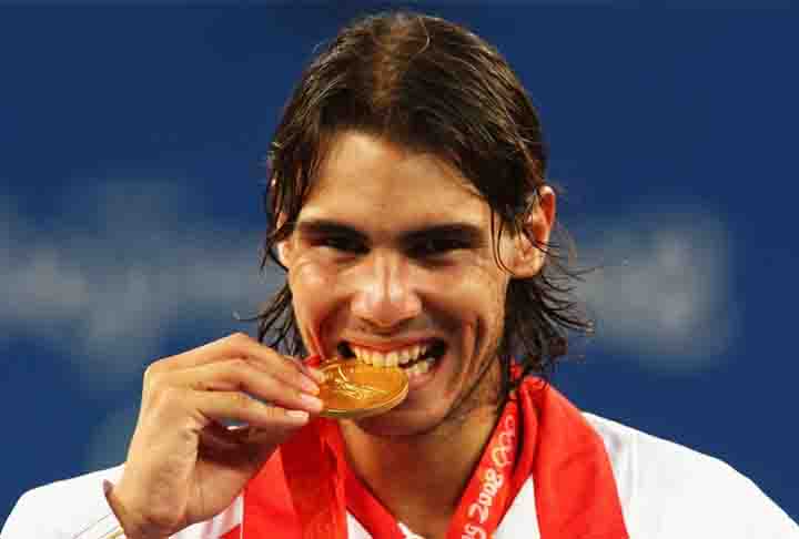 <p>Ao conseguir o lugar mais alto do pódio nas Olimpíadas de 2008, em Pequim, também passou a fazer parte dos tenistas que conquistaram o Golden Slam.</p>
