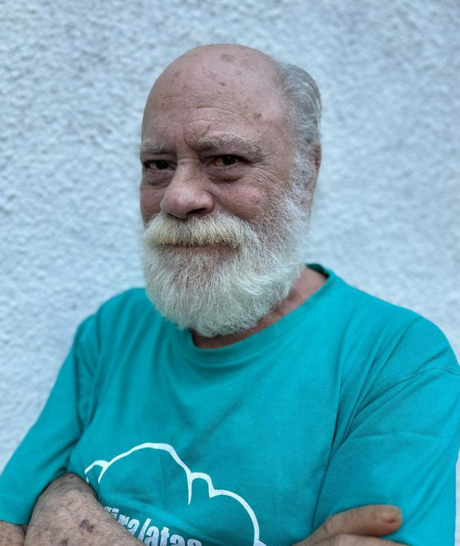 Tonico Pereira: O ator nascido em Campos dos Goytacazes (RJ), em 22/6/1948, também é contabilista. Ele concluiu curso técnico e chegou a ser contratado como gerente de banco. 