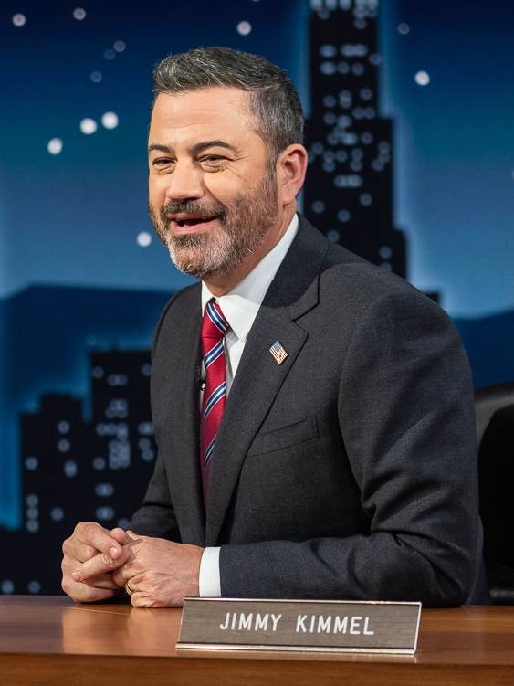 O apresentador e comediante americano Jimmy Kimmel - que apresentou a cerimônia do Oscar 2017, 2018, 2023 e na última edição, de 2024 - informou que, se assumisse novamente esse compromisso, teria que  adiar outras agendas e deixar o seu programa em segundo plano porque ele não sabe 