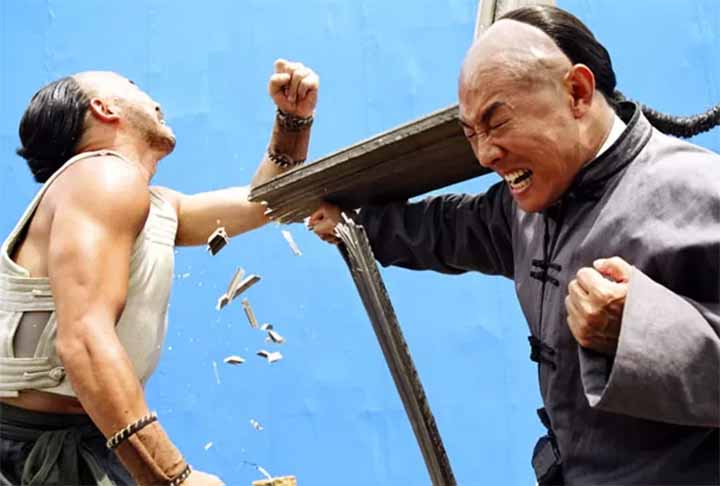 Jet Li é um ator que realmente quebrou barreiras no cinema de artes marciais. Multi-campeão de Wushu e considerado um 
