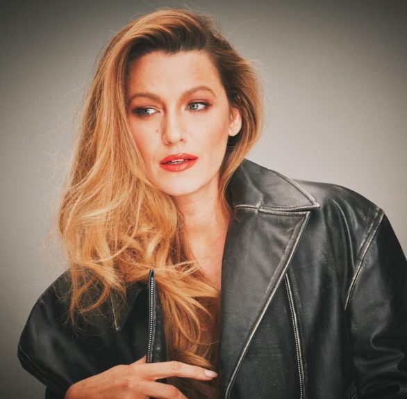 Blake Lively – Atriz nascida em Los Angeles em 25/8/1987, tem ascendência alemã por meio do lado materno, descendente de famílias que migraram para a costa Oeste do país. Suas raízes fazem parte da diversidade étnica preservada pela família.