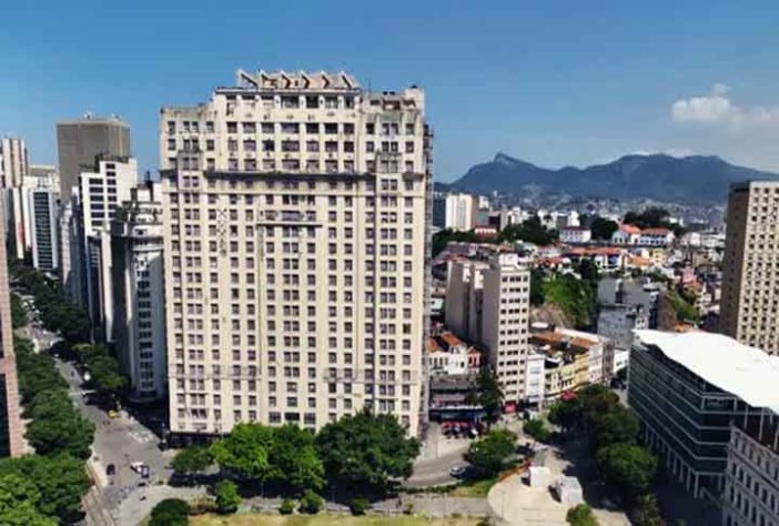 Edifício A Noite