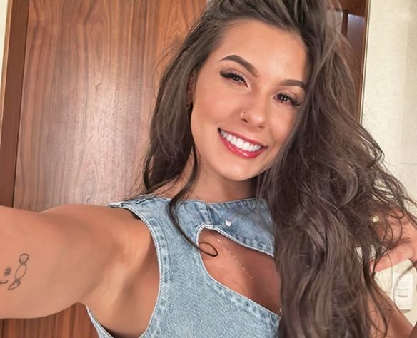 Ana Castela 