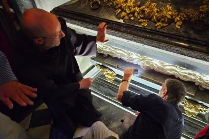 Corpo de santa falecida há 442 anos é exumado na Espanha