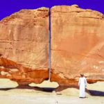 Al Naslaa - formação rochosa em deserto da Arábia Saudita intriga cientistas
