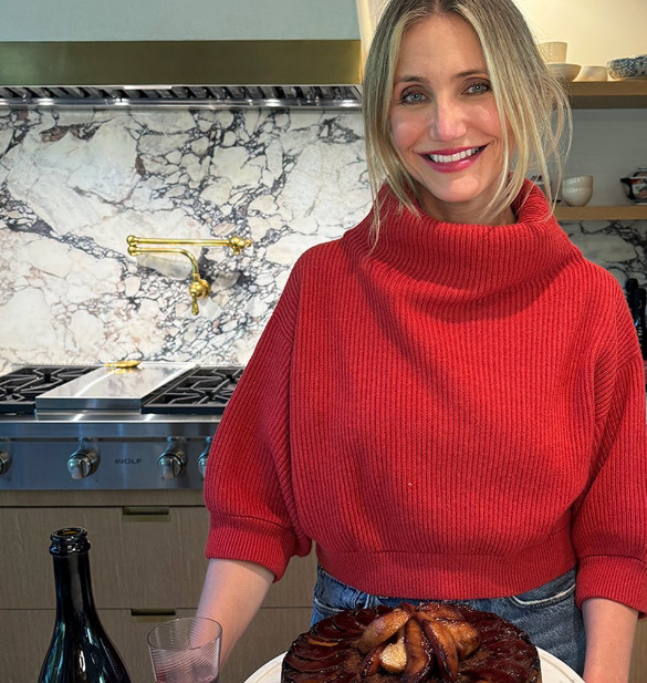 <p>Cameron Diaz – Nascida em San Diego em 30/8/1972, tem ascendência espanhola por meio do pai, cuja família é originária das Ilhas Canárias. Suas raízes passam por gerações que deixaram o arquipélago rumo ao Caribe.</p>
