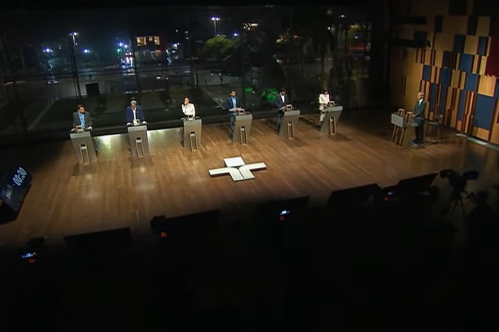 Datena dá cadeirada em Pablo Marçal durante debate em SP
