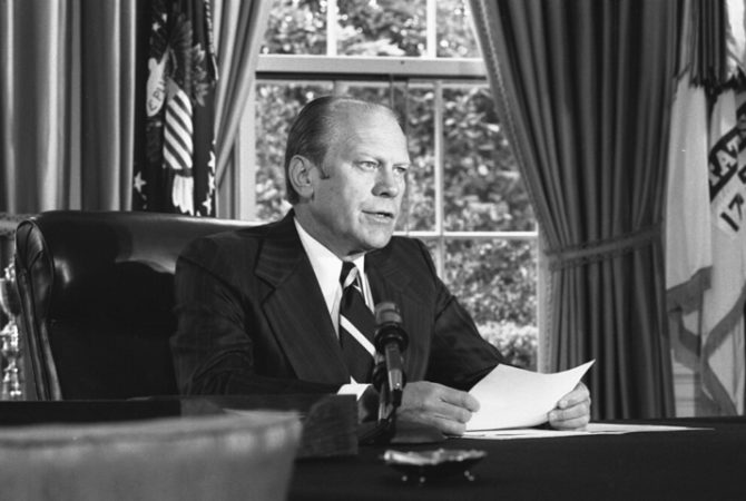 Perdão a Richard Nixon por caso ‘Watergate’  fez 50 anos