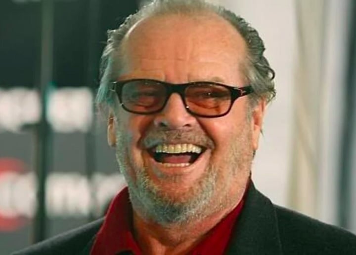 Outro ator para lÃ¡ de renomado da nossa lista, Jack Nicholson nasceu dia 22 de abril de 1937, em Nova York. Ele Ã© uma lenda do cinema, conhecido por papÃ©is como o Coringa em 