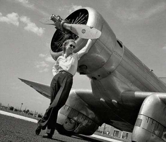 Jacqueline Cochran - Mulheres históricas da aviação