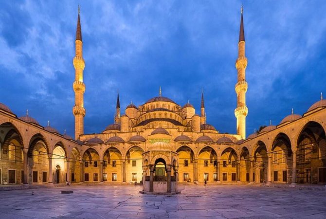 Pontos turísticos imperdíveis de Istambul, única cidade do mundo que fica em dois continentes