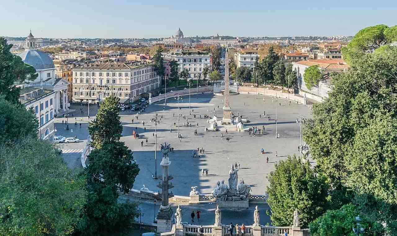 Piazza del Popolo (século XVI): Uma das praças mais famosas de Roma, com o Obelisco Flaminio no centro, trazido do Egito no século X a.C.-Krzysztof Golik/Wikimedia Commons