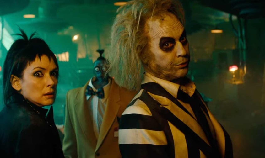 “A ideia era: você não pode encher o filme de Beetlejuice, porque isso iria arruiná-lo. O Beetlejuice não dirige tanto a história quanto no primeiro. Ele faz mais parte da trama, ao contrário do primeiro, onde ele aparecia e conduzia o filme um pouco.”, disse Keaton à GQ.