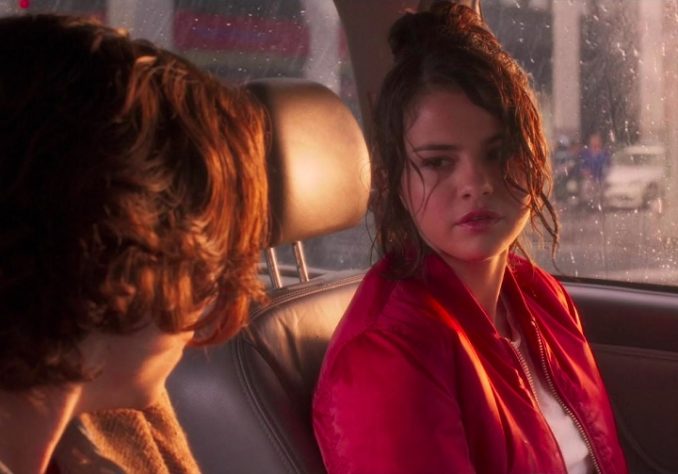 Selena Gomez em Um Dia de Chuva em Nova York