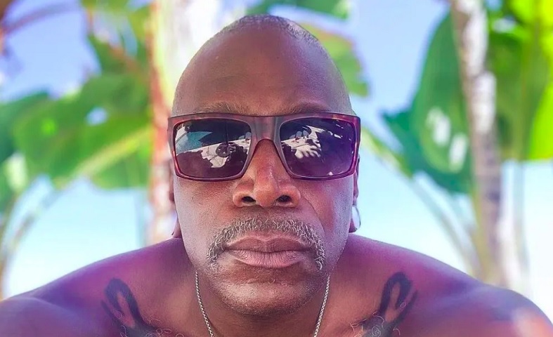 Em agosto/24, o vocalista do Sepultura, Derrick Green, comentou sobre a saída do baterista e disse ter ficado 