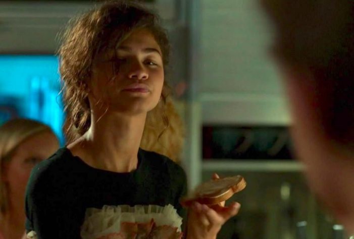 Zendaya em Homem-Aranha: De Volta ao Lar