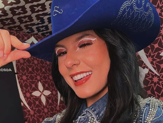Ana Castela 