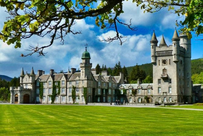 Balmoral: o castelo preferido da Rainha Elizabeth, onde ela ficou para morrer