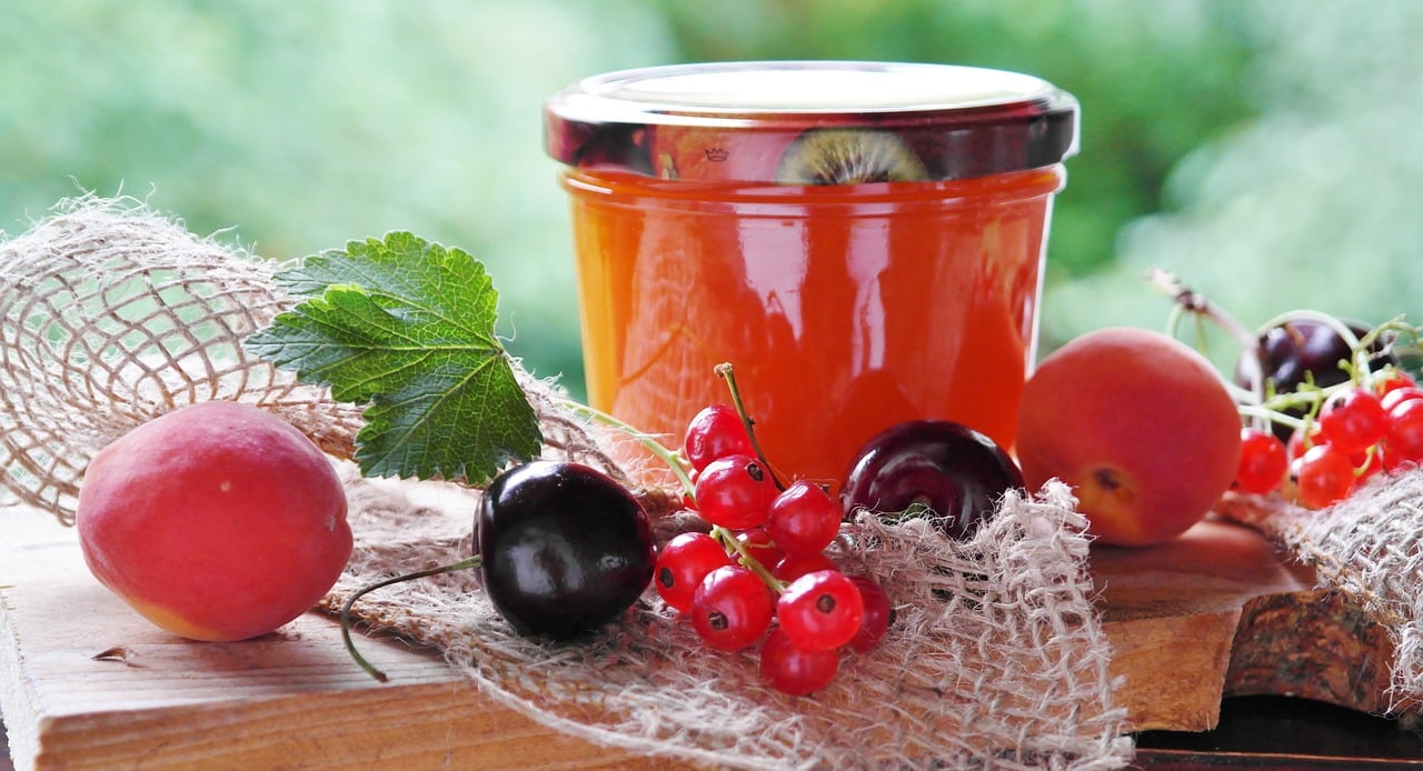 Os ingredientes recomendados pela especialista incluem alimentos que são fontes ricas de fibras, vitaminas, minerais e gorduras boas, evitando produtos com alto teor de açúcar, sal ou gorduras saturadas.-Imagem de -Rita-und mit por Pixabay