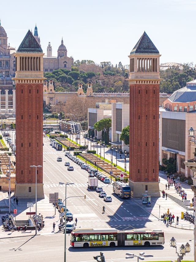 Região espanhola que tem identidade própria mantém dois idiomas em vigor