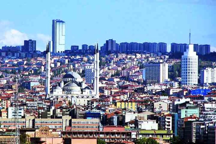 centro financeiro da cidade - Ancara (Turquia) - Burgert Behr/Wikimédia Commons