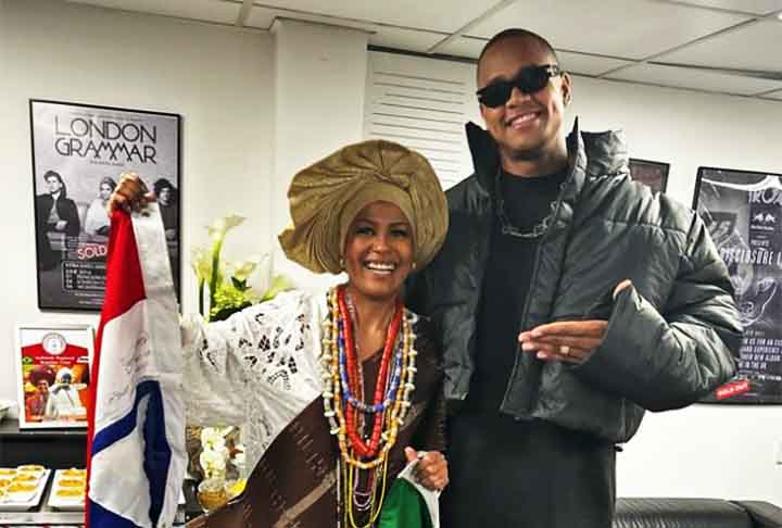 “Minha mãe me preparou para isso seis meses antes de falecer. Eu era a única das cinco filhas que nunca havia trabalhado na empresa, mas ela me disse que era a minha vez de honrar nossa cultura”, relembrou Camila. 