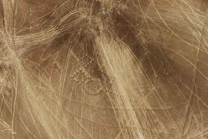 Contudo, após passarem milhares de anos preservados, esses monumentos históricos agora correm o risco de desaparecer.