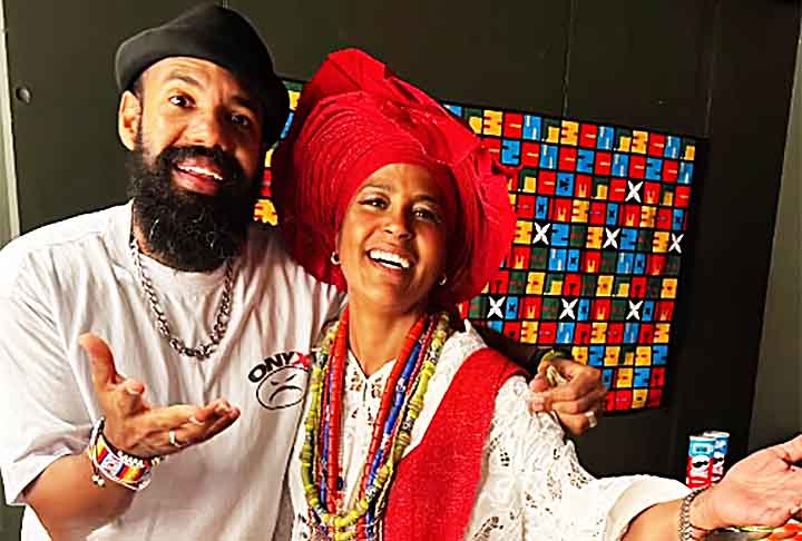 “Minha mãe levou a Bahia ao sul do Brasil. A minha história se repete, só que em outro continente. A gente tem a miscigenação de várias culturas e o Brasil começou na Bahia. Então virou uma questão de honra levantar a bandeira da minha cidade e do meu estado de origem. Eu vendo cultura através da minha cozinha”, frisou.